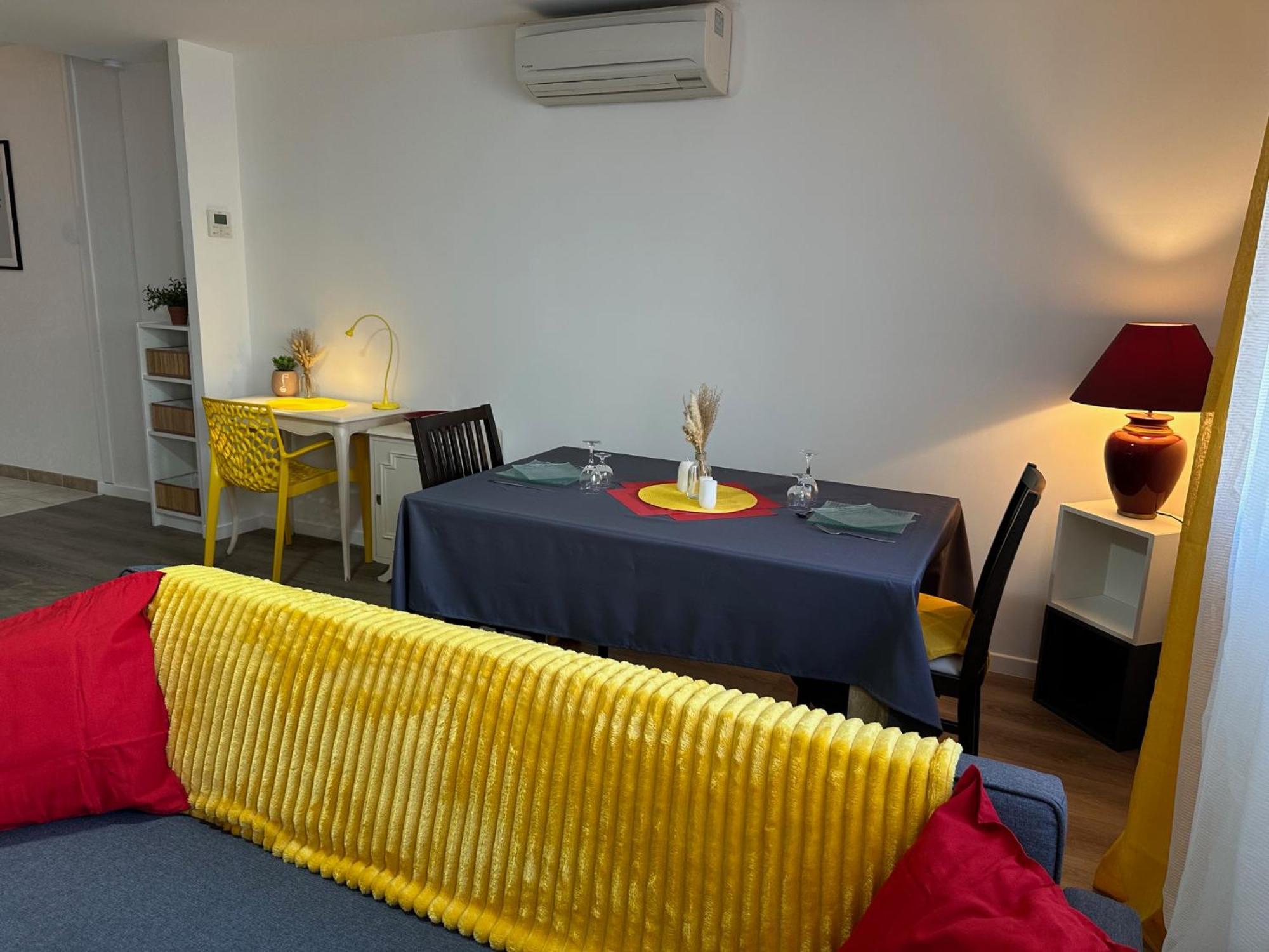 Hotel Chiffre Albi Luaran gambar