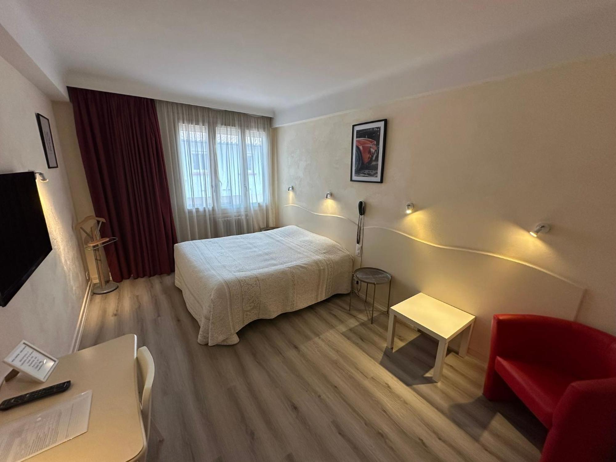 Hotel Chiffre Albi Luaran gambar