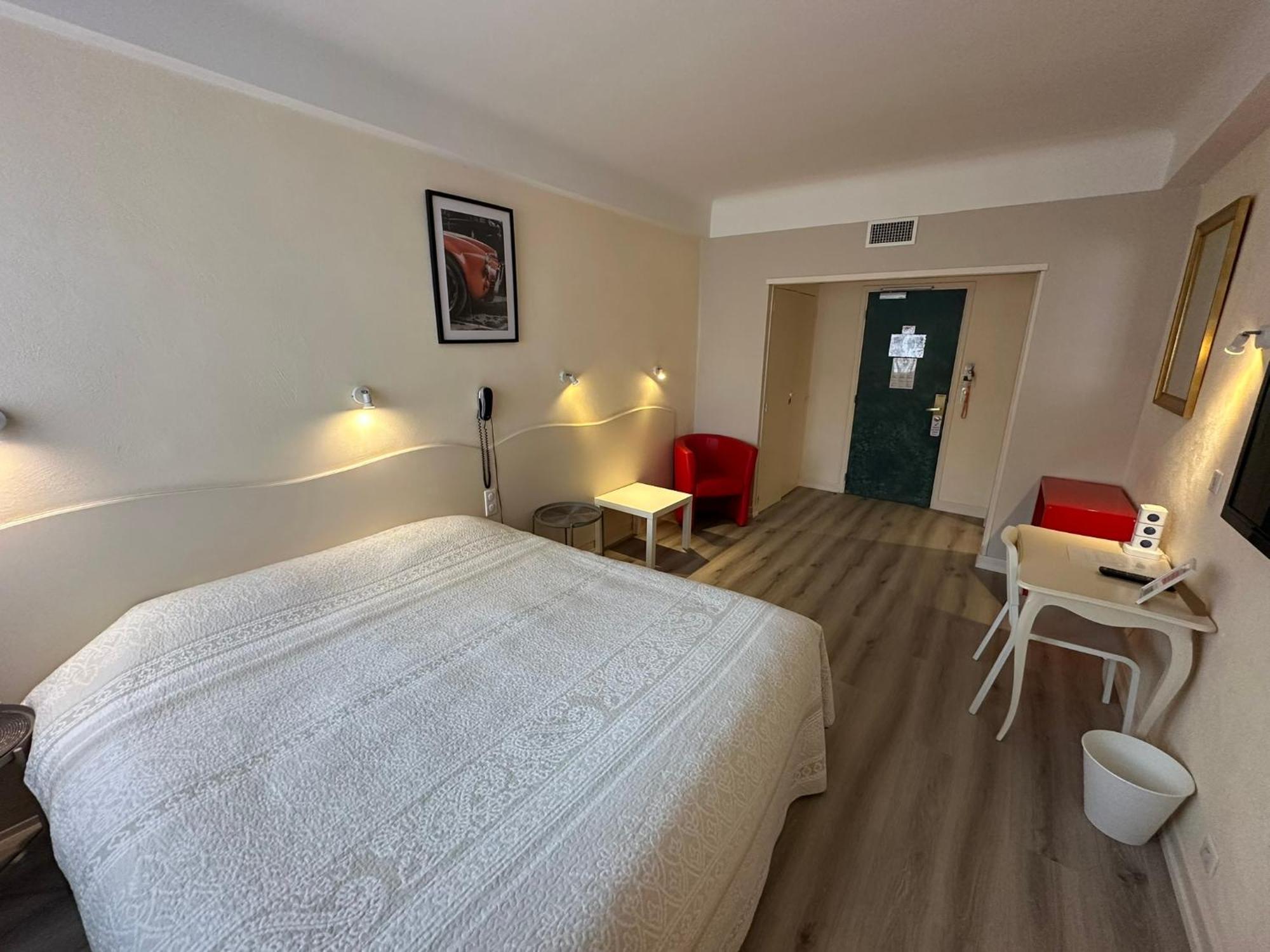 Hotel Chiffre Albi Luaran gambar