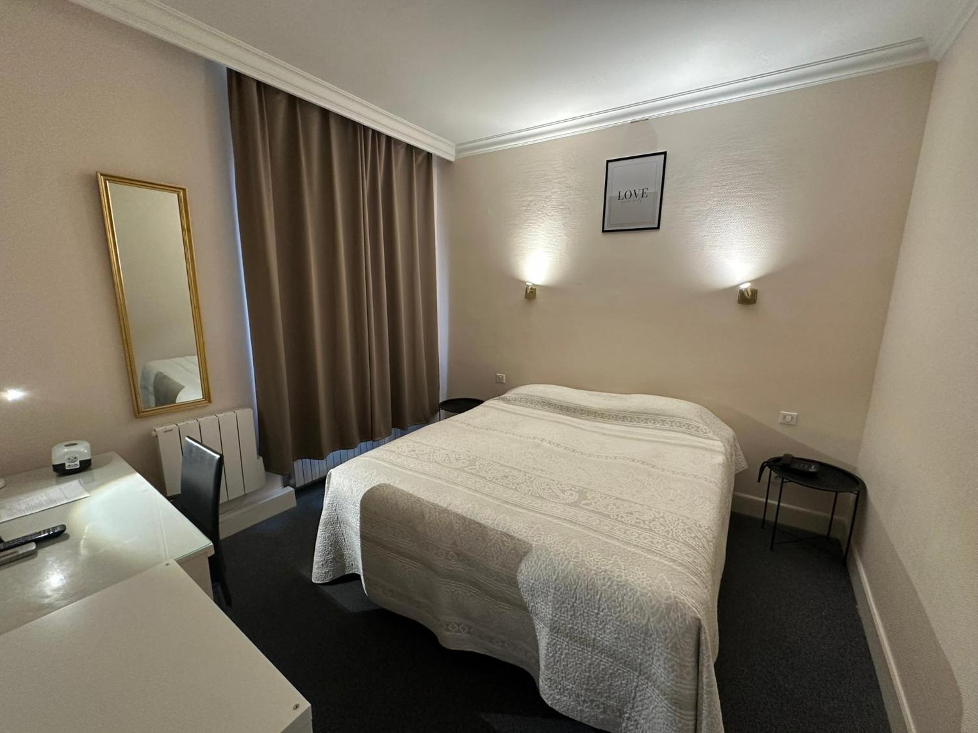 Hotel Chiffre Albi Luaran gambar